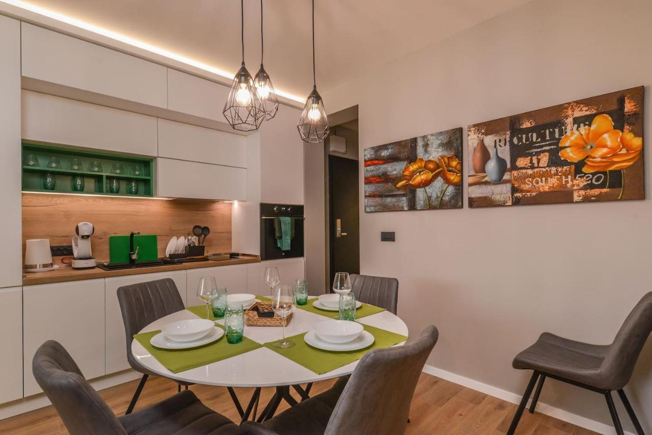 Urban Eden - Lux & Style, 2-Bedroom, 2-Bathroom صوفيا المظهر الخارجي الصورة