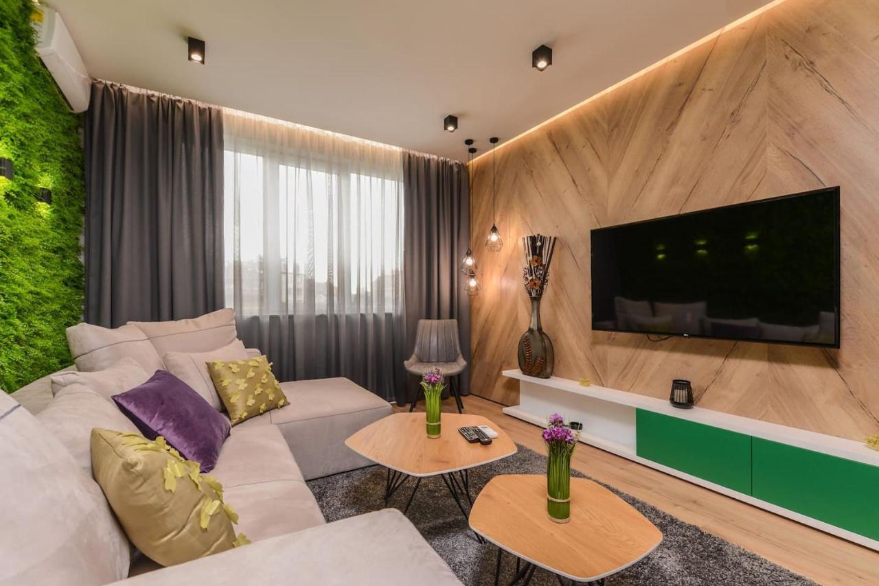 Urban Eden - Lux & Style, 2-Bedroom, 2-Bathroom صوفيا المظهر الخارجي الصورة