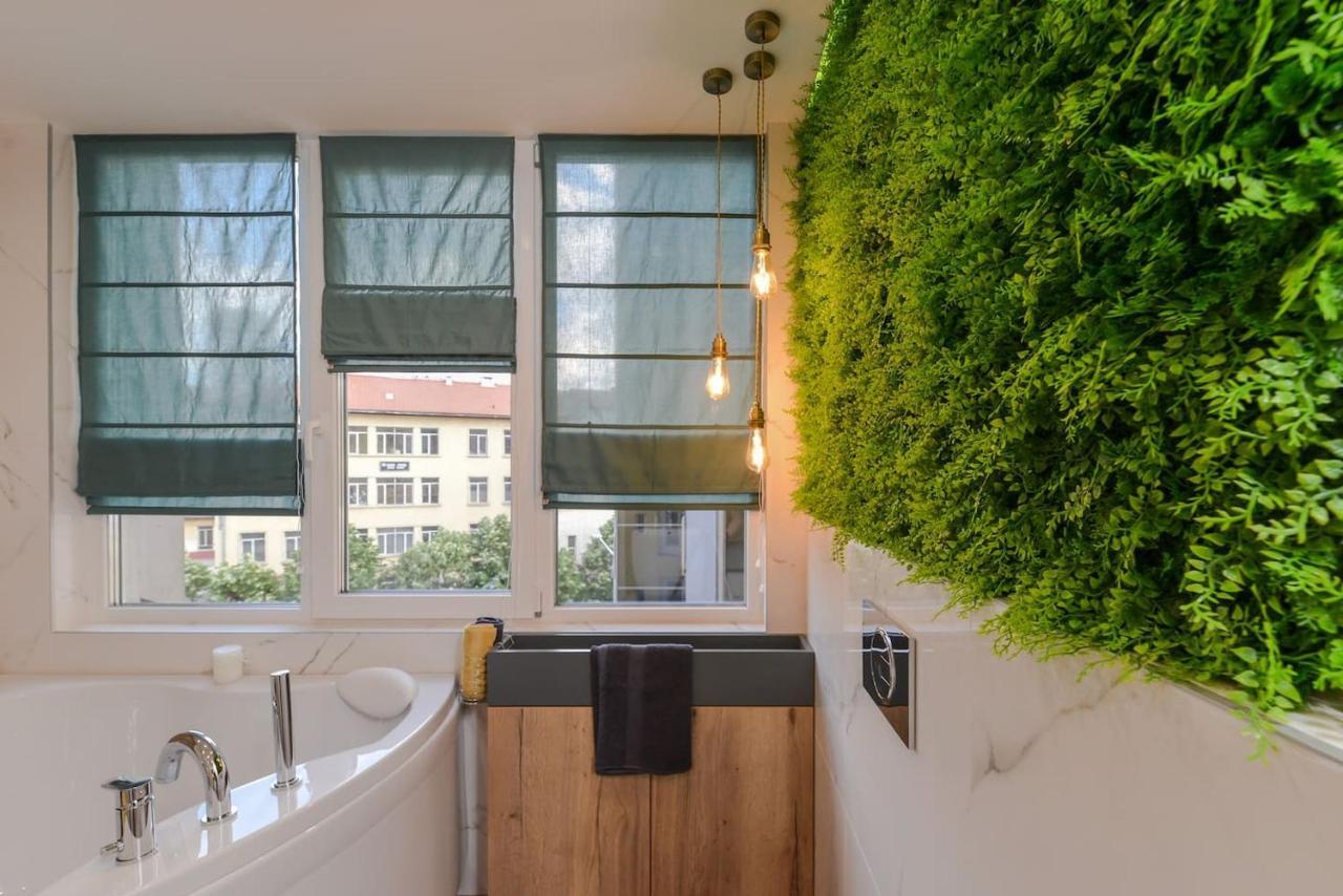 Urban Eden - Lux & Style, 2-Bedroom, 2-Bathroom صوفيا المظهر الخارجي الصورة